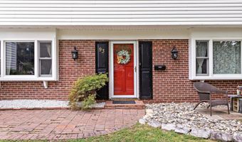 93 Idlebrook Ln, Aberdeen, NJ 07747