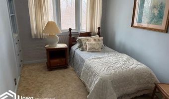 403 Brookridge Dr, Algona, IA 50511