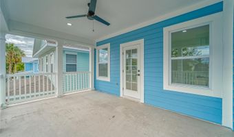 5718 SEA TURTLE Pl, Apollo Beach, FL 33572