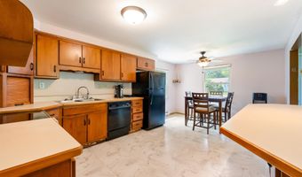 516 N Liberty Dr, Albion, IN 46701