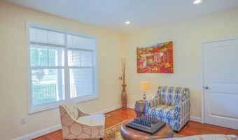 7313 BYRNELEY Ln, Annandale, VA 22003