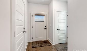 931 Cityscape Dr, Charlotte, NC 28205