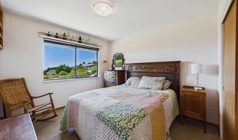 2361 Buttermilk Ln, Arcata, CA 95521