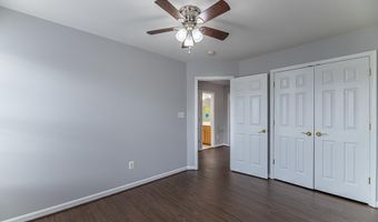 24635 KINGS CANYON Sq, Aldie, VA 20105