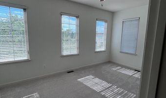 22806 BREEZY HOLLOW Dr, Brambleton, VA 20148