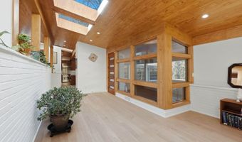 1807 Lenox Rd NE, Atlanta, GA 30306