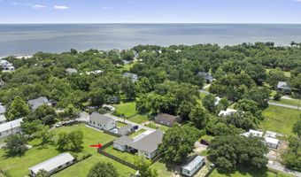 205 Caron Ln, Bay St. Louis, MS 39520