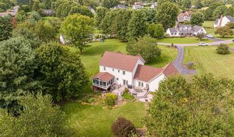 19328 Stirrup Dr, Abingdon, VA 24211