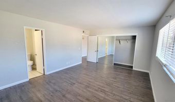 806 E 4Th 6, Escondido, CA 92025