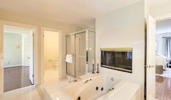 7806 FOX GATE Ct, Bethesda, MD 20817