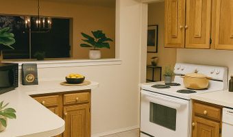 2407 S GOEBBERT Rd G202, Arlington Heights, IL 60005