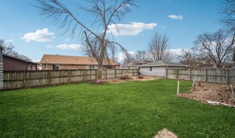 520 22nd Ave SW, Altoona, IA 50009