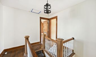 533 Wayne St, Bridgeport, CT 06606
