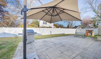 12324 KEMMERTON Ln, Bowie, MD 20715