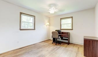 6115 LONE OAK Dr, Bethesda, MD 20817