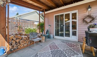 20967 YUKON St, Aurora, OR 97002