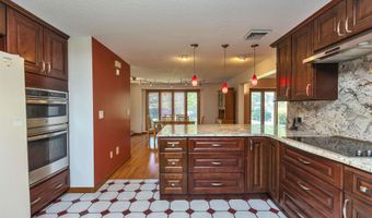 8 Longview Dr, Bow, NH 03304
