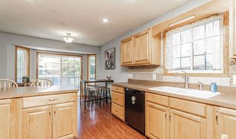 1701 NW 4th St, Abilene, KS 67410