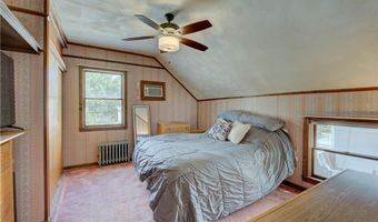 300 Northup St, Cranston, RI 02905