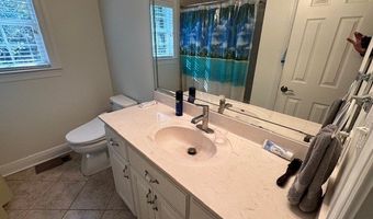 104 Lucky Ln, Andalusia, AL 36421