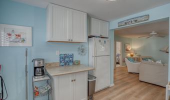 2 E ATLANTIC St 1, Fenwick Island, DE 19944