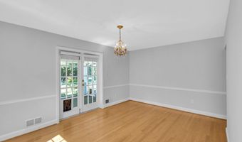 3548 N VALLEY St, Arlington, VA 22207
