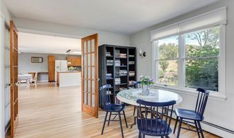 22 JH Dwyer Dr, Middletown, RI 02842