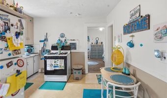 400 Thames St, Bristol, RI 02809