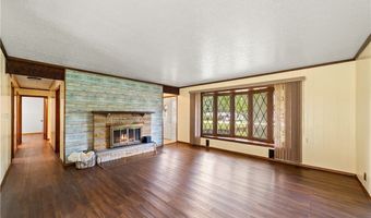 583 Sherwood Dr, Aurora, OH 44202