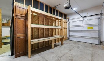 2850 Lee Marie Dr, Adrian, MI 49221