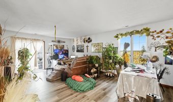 631 Deer Trail Dr, Indianapolis, IN 46217