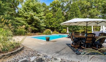 21194 Lawrence 2230, Aurora, MO 65605