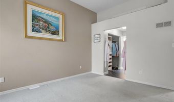 1709 Highview Circle Ct, Ballwin, MO 63021