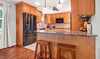 814 S HAYS St, Allentown, PA 18103