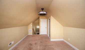 516 Abberly Ln, Boiling Springs, SC 29316