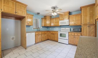 867 Washington St, Bay St. Louis, MS 39520