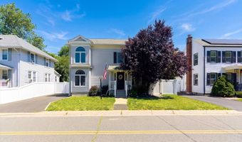 45 Compton St, Belford, NJ 07718