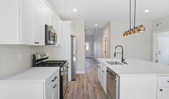 27633 Maryjane Ln E, Chesterfield, MI 48047