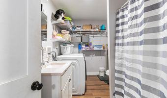276 Gamage Ave, Auburn, ME 04210