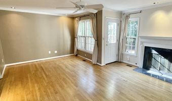 1819 DUFFIELD Ln, Alexandria, VA 22307