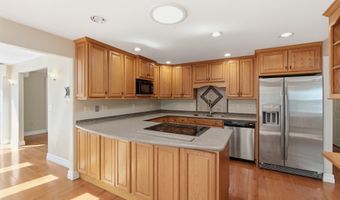 70 Mahoney Rd, Colchester, CT 06415