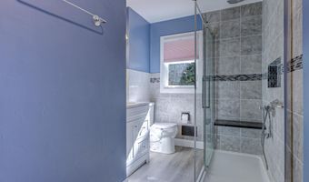 1404 N CHARLOTTE St, Appleton, WI 54911