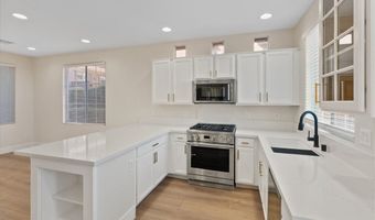 2334 Malaga Peak St, Las Vegas, NV 89135