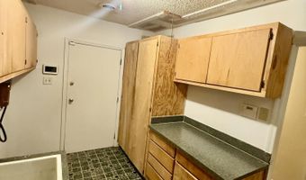 1474 Mandella Rd, Bonneau, SC 29431