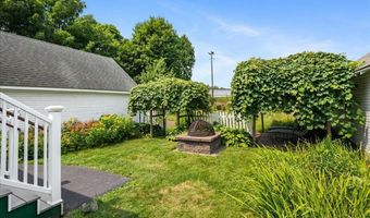 25 University Ter, Burlington, VT 05401