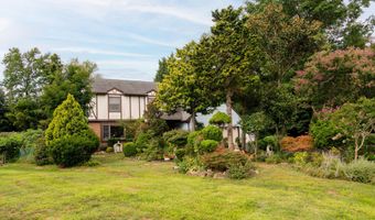 34 Michele Dr, Middletown, NJ 07748