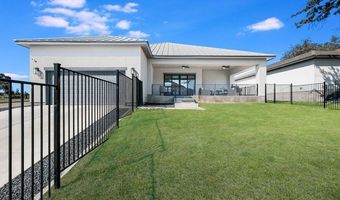 1304 Meyer Pkwy, New Braunfels, TX 78132