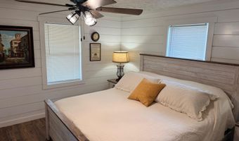 819 N MAPLE St, Adamsville, TN 38310