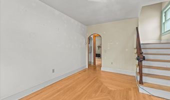84 Charlotte St, Burlington, VT 05401