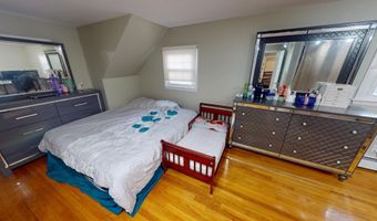 149 Dartmouth St, Bangor, ME 04401